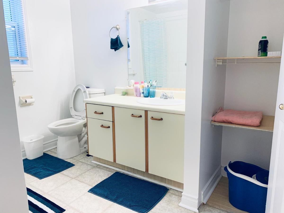 Private Fully Furnished Room In Halifax Shared Washroom Eksteriør bilde